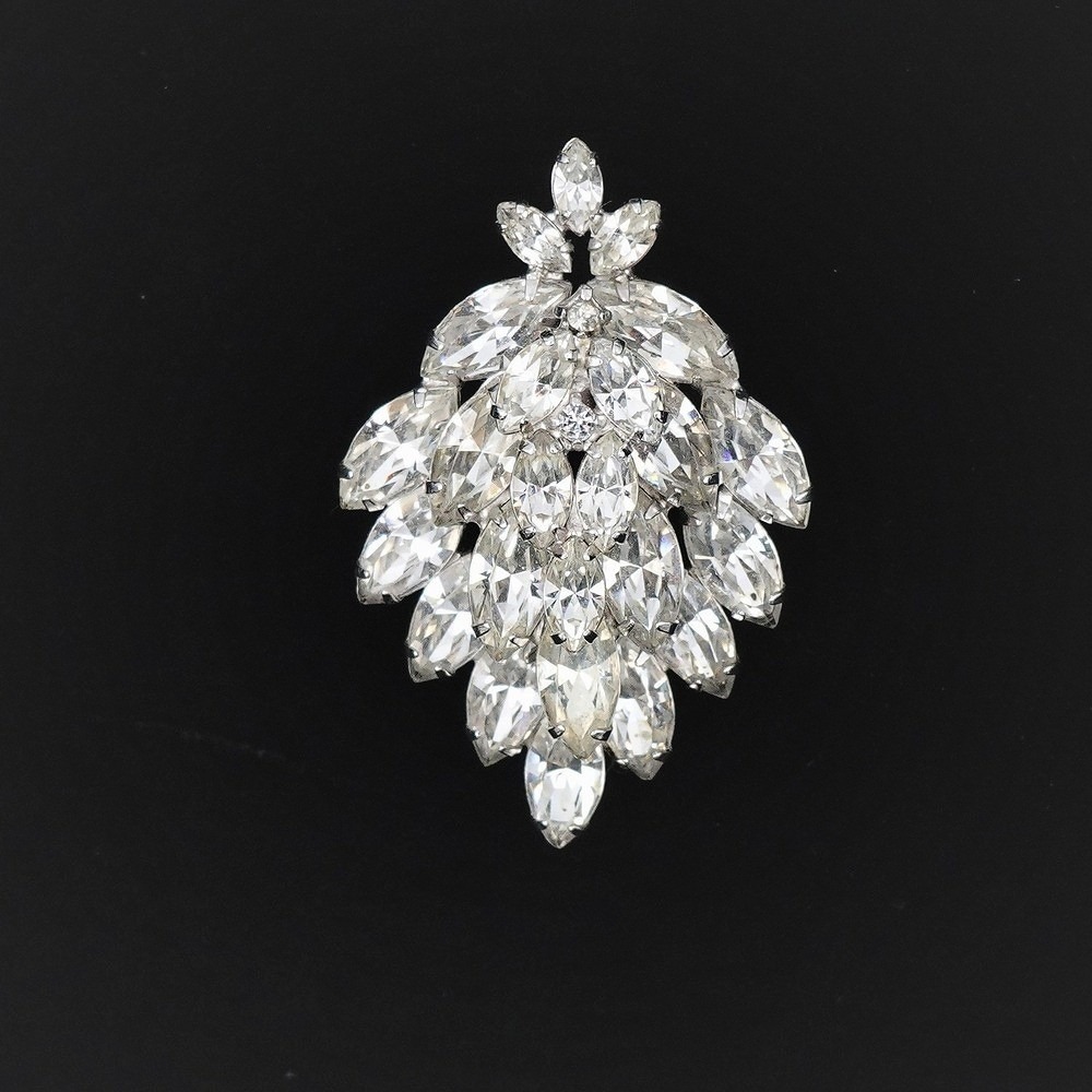 VTG Hattie Carnegie 3D Rhinestone Leaf Brooch Silver Tone Marquise Statement Pin
